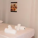 Leon Sea View Apartment Sarandë