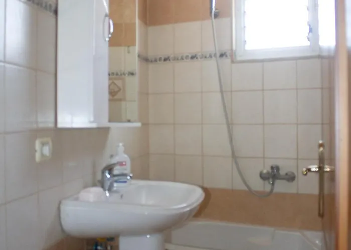 Leon Sea View * Sarandë